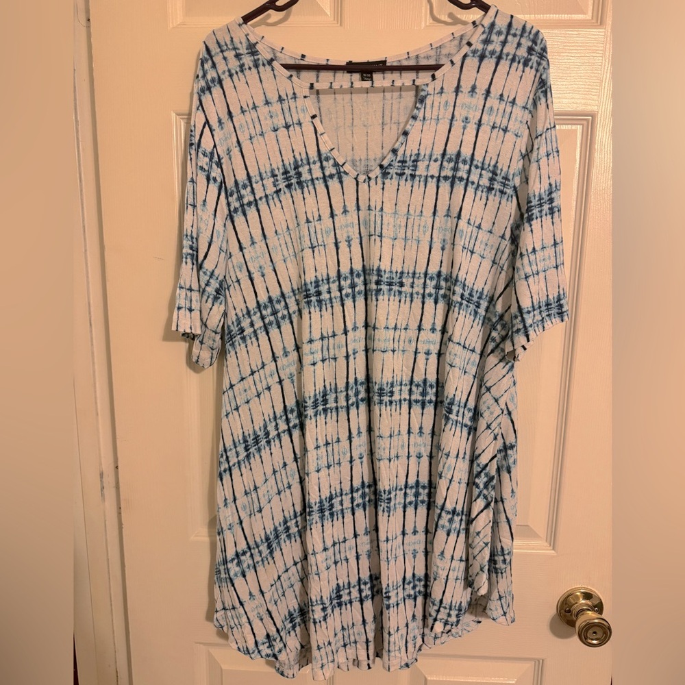 Lane Bryant Tie Dye Design Shirt Size 18/20 ***Pre-Loved***